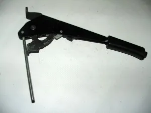 Рычаг ручника ВАЗ Калина (в сб.) 1118-3508010
