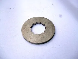 Кольцо маслоотгонное ведущей шестерни з/х ГАЗ 51-2402037-30
