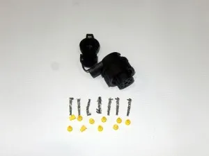 Разъем заднего фонаря КАМАЗ (8-ми контактный) 7810629 8-pin
