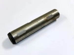 Шкворень ПАЗ левый желт.111-3001019.01Э-1 (111 ось, 2 клина)