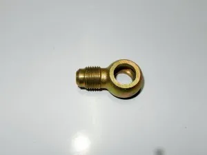 Штуцер угловой 14 топливный с резьбой М16х1.5  236-1104430