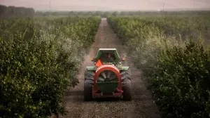 John Deere купил производителя умных решений для опрыскивателей Smart Apply