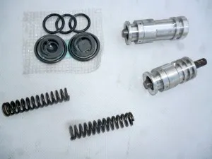 Ремкомплект ГАЗ главного тормозного цилиндра ГАЗ-3307 с поршнем