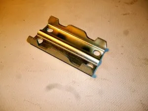 Кронштейн ГАЗ Валдай переднего стабилизатора нижний 33104-2906056