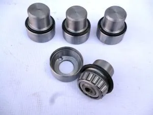 Шкворень УАЗ с подшипником нов обр (к-т 4 шт) 3741-2304019