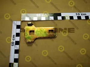 Пластина 953588 для зерновой сеялки D9
