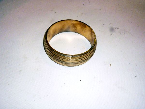 Кольцо шарнира глушителя МАЗ в сб большое 5428-1203844  Д104мм-внутр.