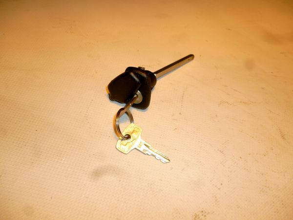Личинка замка двери ГАЗ с ключами в сб 4301-6105080 (замок)