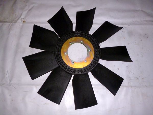 Крыльчатка вентилятора КАМАЗ D=660 мм 21-086