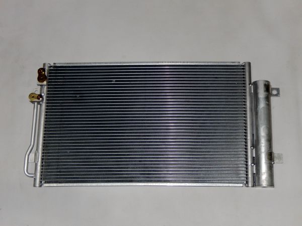 Радиатор кондиционера ВАЗ Гранта (после 2015г.) LRAC 0194