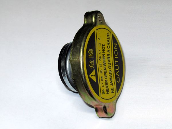 Пробка радиатора МТЗ/ГАЗ А21.01.270 (малая) 52-1304010 старого образца