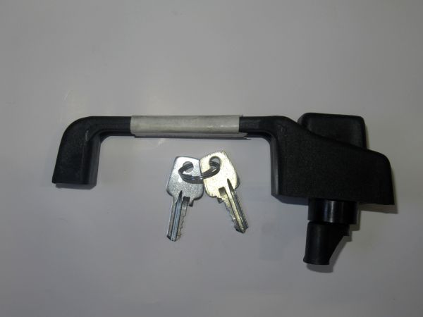 Ручка двери МТЗ наружняя левая с ключом 80-6105300